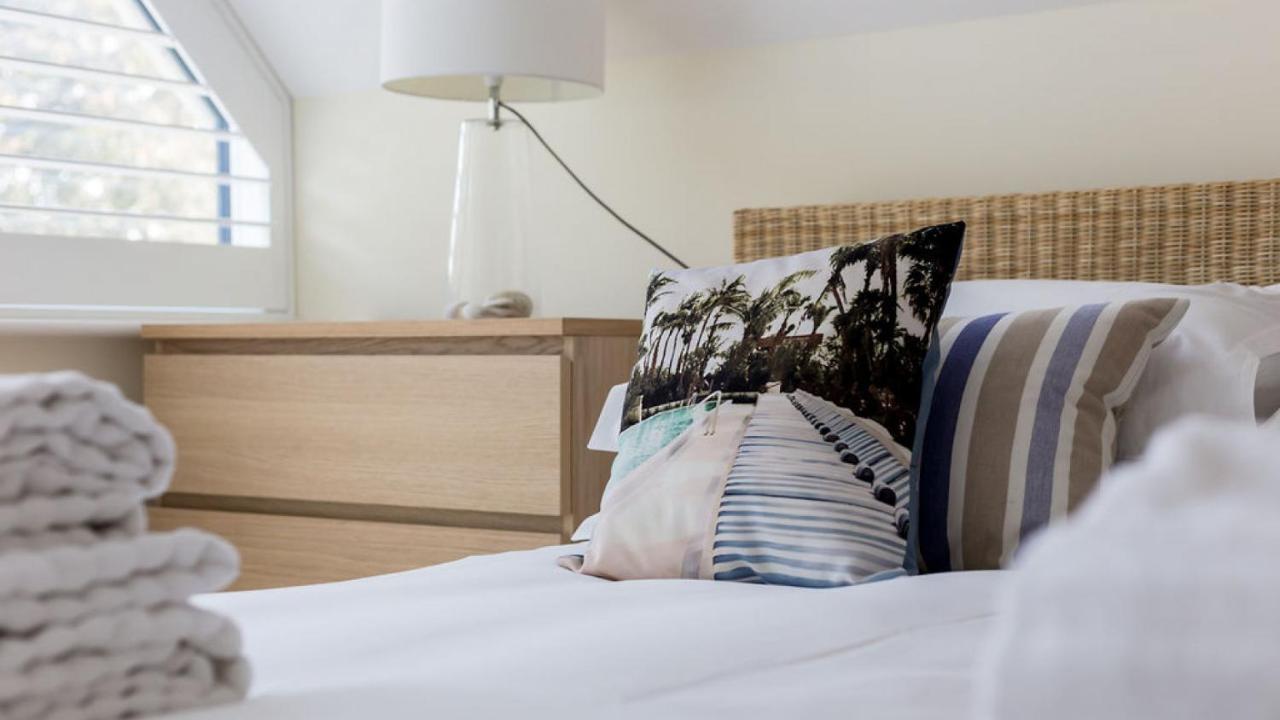 Twin Palms Vila Poole Exterior foto